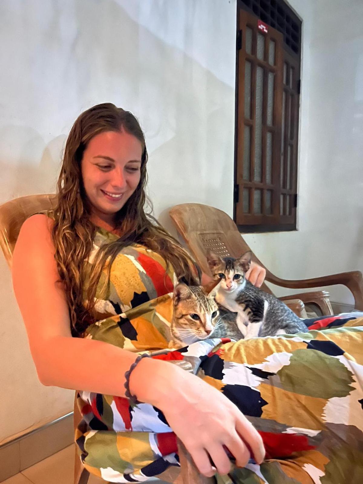 Alass Ga For Pets Lovers Trincomalee Exteriör bild